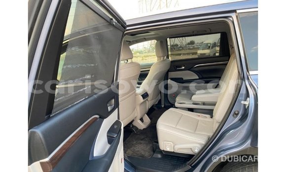Sayi Imported Toyota Highlander Blue Mota in Import - Dubai a Benin Sayi Imported Toyota Highlander Blue Mota in Import - Dubai a Benin