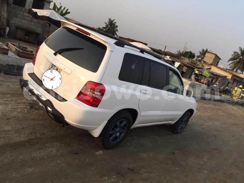 Big with watermark toyota highlander benin cotonou 6617