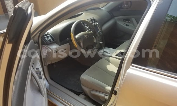 Ra Àlòkù Toyota Camry Silver Ọkọ̀ in Cotonou ni Benin Ra Àlòkù Toyota Camry Silver Ọkọ̀ in Cotonou ni Benin
