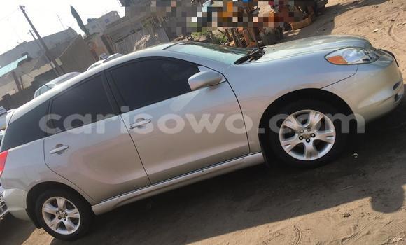 Ra Àlòkù Toyota Matrix Silver Ọkọ̀ in Cotonou ni Benin Ra Àlòkù Toyota Matrix Silver Ọkọ̀ in Cotonou ni Benin