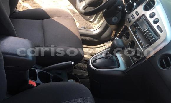 Ra Àlòkù Toyota Matrix Silver Ọkọ̀ in Cotonou ni Benin Ra Àlòkù Toyota Matrix Silver Ọkọ̀ in Cotonou ni Benin