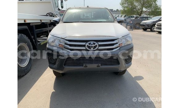 Acheter Import Voiture Toyota Hilux Autre à Import - Dubai, Benin Acheter Import Voiture Toyota Hilux Autre à Import - Dubai, Benin