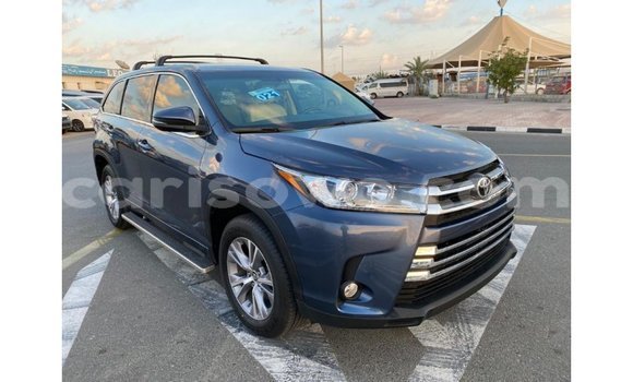 Sayi Imported Toyota Highlander Blue Mota in Import - Dubai a Benin Sayi Imported Toyota Highlander Blue Mota in Import - Dubai a Benin