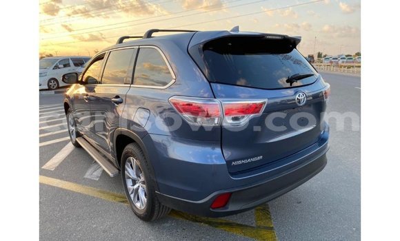 Sayi Imported Toyota Highlander Blue Mota in Import - Dubai a Benin Sayi Imported Toyota Highlander Blue Mota in Import - Dubai a Benin