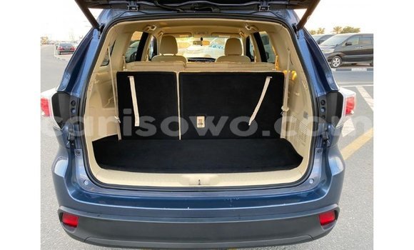 Sayi Imported Toyota Highlander Blue Mota in Import - Dubai a Benin Sayi Imported Toyota Highlander Blue Mota in Import - Dubai a Benin