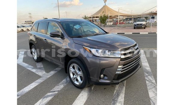Ra Imported Toyota Highlander Miiran Ọkọ̀ in Import - Dubai ni Benin Ra Imported Toyota Highlander Miiran Ọkọ̀ in Import - Dubai ni Benin