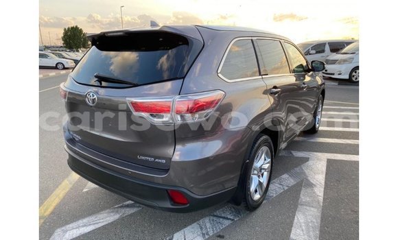 Ra Imported Toyota Highlander Miiran Ọkọ̀ in Import - Dubai ni Benin Ra Imported Toyota Highlander Miiran Ọkọ̀ in Import - Dubai ni Benin