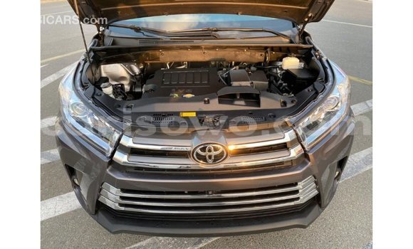 Ra Imported Toyota Highlander Miiran Ọkọ̀ in Import - Dubai ni Benin Ra Imported Toyota Highlander Miiran Ọkọ̀ in Import - Dubai ni Benin