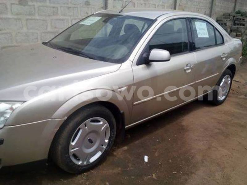 Big with watermark k