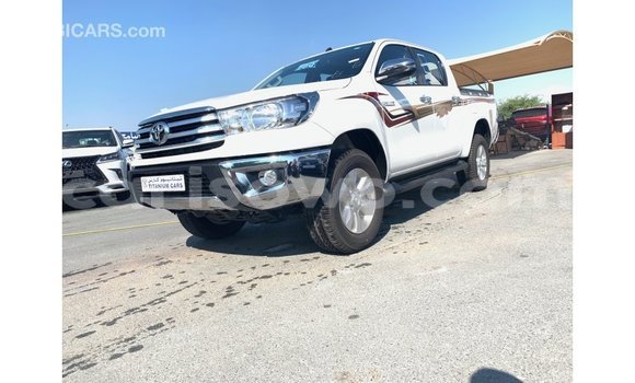 Ra Imported Toyota Hilux funfun Ọkọ̀ in Import - Dubai ni Benin Ra Imported Toyota Hilux funfun Ọkọ̀ in Import - Dubai ni Benin