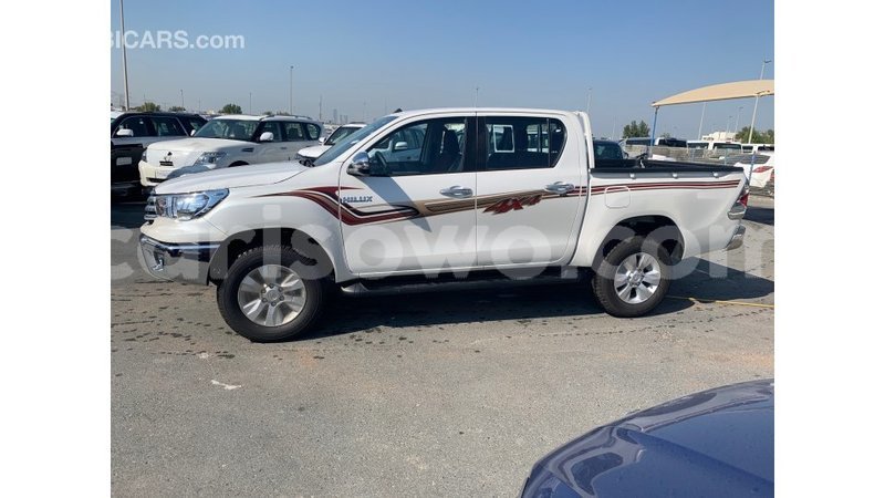 Big with watermark toyota hilux benin import dubai 6642