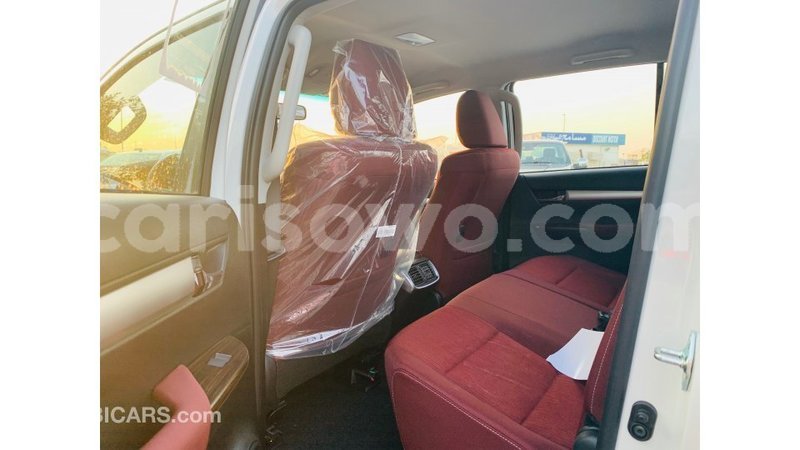 Big with watermark toyota hilux benin import dubai 6642