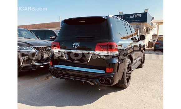 Sayi Imported Toyota Land Cruiser Black Mota in Import - Dubai a Benin Sayi Imported Toyota Land Cruiser Black Mota in Import - Dubai a Benin