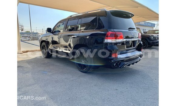 Sayi Imported Toyota Land Cruiser Black Mota in Import - Dubai a Benin Sayi Imported Toyota Land Cruiser Black Mota in Import - Dubai a Benin