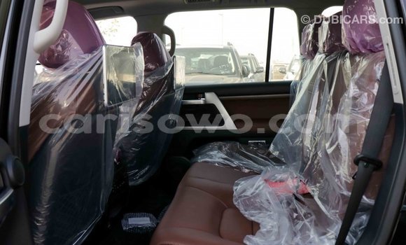 Sayi Imported Toyota Land Cruiser Black Mota in Import - Dubai a Benin Sayi Imported Toyota Land Cruiser Black Mota in Import - Dubai a Benin