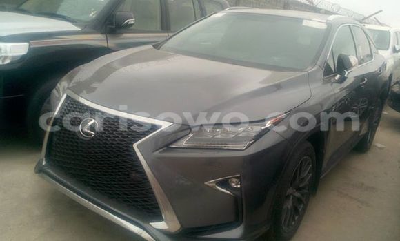 Sayi Na hannu Lexus RX 330 Black Mota in Cotonou a Benin Sayi Na hannu Lexus RX 330 Black Mota in Cotonou a Benin
