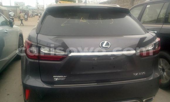 Sayi Na hannu Lexus RX 330 Black Mota in Cotonou a Benin Sayi Na hannu Lexus RX 330 Black Mota in Cotonou a Benin