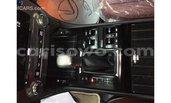 Acheter Import Voiture Lexus GX Blanc à Import - Dubai, Benin Acheter Import Voiture Lexus GX Blanc à Import - Dubai, Benin