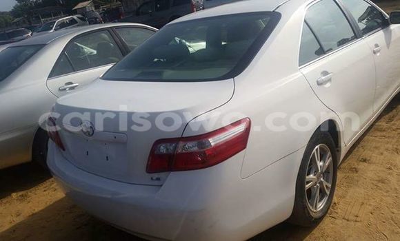 Buy Used Toyota Vitz White Car in Cotonou in Benign Buy Used Toyota Vitz White Car in Cotonou in Benign