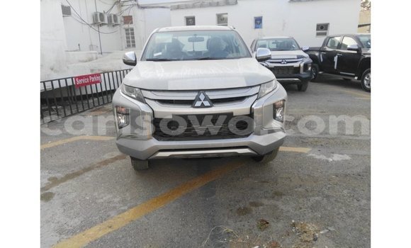 Ra Imported Mitsubishi L200 Miiran Ọkọ̀ in Import - Dubai ni Benin Ra Imported Mitsubishi L200 Miiran Ọkọ̀ in Import - Dubai ni Benin