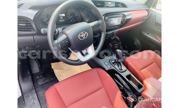 Ra Imported Toyota Hilux funfun Ọkọ̀ in Import - Dubai ni Benin Ra Imported Toyota Hilux funfun Ọkọ̀ in Import - Dubai ni Benin
