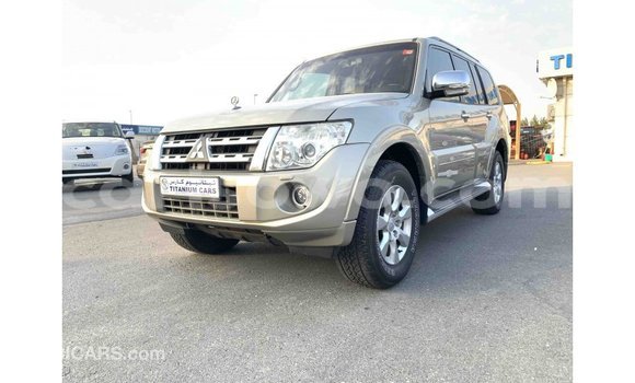 Ra Imported Mitsubishi Pajero Miiran Ọkọ̀ in Import - Dubai ni Benin Ra Imported Mitsubishi Pajero Miiran Ọkọ̀ in Import - Dubai ni Benin