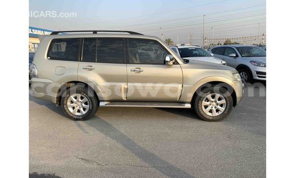Ra Imported Mitsubishi Pajero Miiran Ọkọ̀ in Import - Dubai ni Benin Ra Imported Mitsubishi Pajero Miiran Ọkọ̀ in Import - Dubai ni Benin