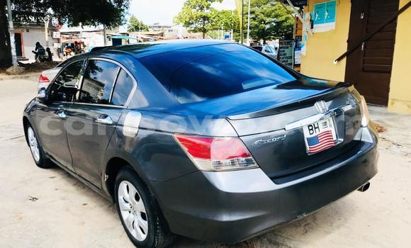 Sayi Na hannu Honda Accord Azurfa Mota in Cotonou a Benin Sayi Na hannu Honda Accord Azurfa Mota in Cotonou a Benin