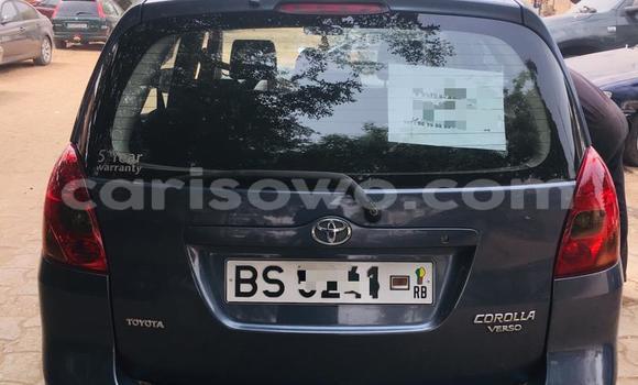 Ra Àlòkù Toyota Corolla Blue Ọkọ̀ in Cotonou ni Benin Ra Àlòkù Toyota Corolla Blue Ọkọ̀ in Cotonou ni Benin