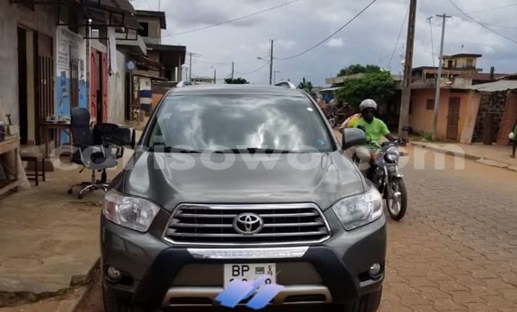 Ra Àlòkù Toyota Highlander Black Ọkọ̀ in Cotonou ni Benin Ra Àlòkù Toyota Highlander Black Ọkọ̀ in Cotonou ni Benin