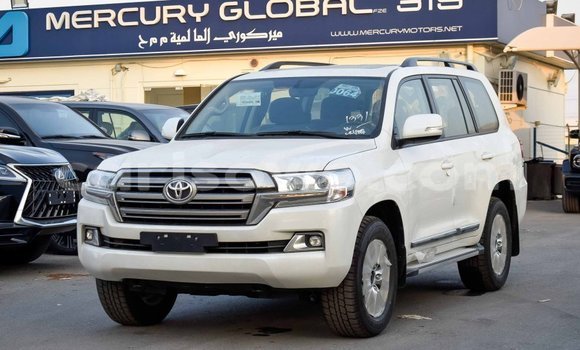 Buy Import Toyota Land Cruiser Other Car in Import - Dubai in Benign Buy Import Toyota Land Cruiser Other Car in Import - Dubai in Benign