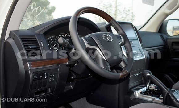 Buy Import Toyota Land Cruiser Other Car in Import - Dubai in Benign Buy Import Toyota Land Cruiser Other Car in Import - Dubai in Benign