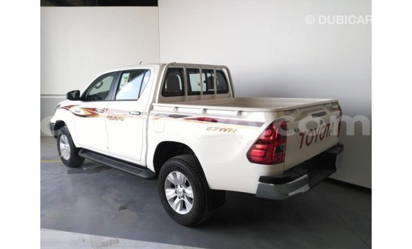 Ra Imported Toyota Hilux funfun Ọkọ̀ in Import - Dubai ni Benin Ra Imported Toyota Hilux funfun Ọkọ̀ in Import - Dubai ni Benin