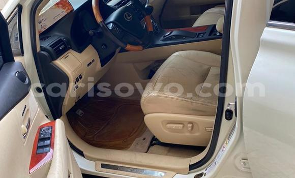 Ra Àlòkù Lexus RX 350 funfun Ọkọ̀ in Cotonou ni Benin Ra Àlòkù Lexus RX 350 funfun Ọkọ̀ in Cotonou ni Benin