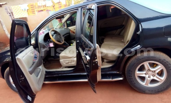 Ra Àlòkù Lexus RX 300 Black Ọkọ̀ in Cotonou ni Benin Ra Àlòkù Lexus RX 300 Black Ọkọ̀ in Cotonou ni Benin