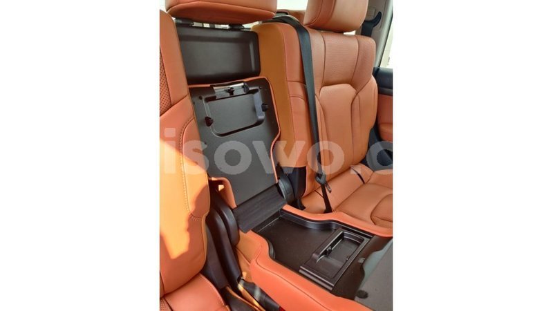 Big with watermark toyota land cruiser benin import dubai 6762