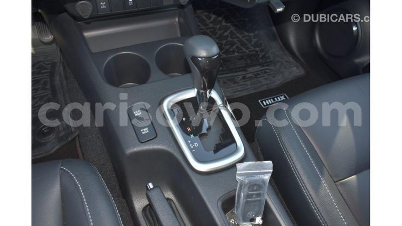 Big with watermark toyota hilux benin import dubai 6767