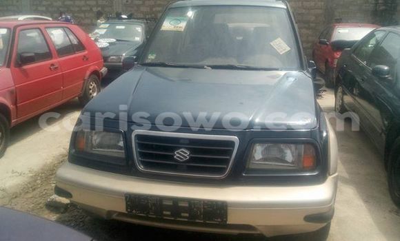 Sayi Na hannu Suzuki Vitara Blue Mota in Cotonou a Benin