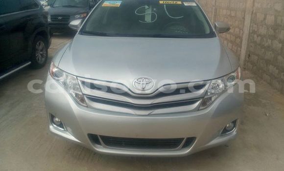 Buy Used Toyota Avalon Beige Car in Cotonou in Benign Buy Used Toyota Avalon Beige Car in Cotonou in Benign