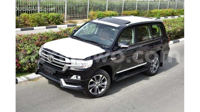 Big with watermark toyota land cruiser benin import dubai 6771