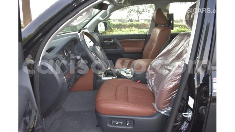 Big with watermark toyota land cruiser benin import dubai 6771