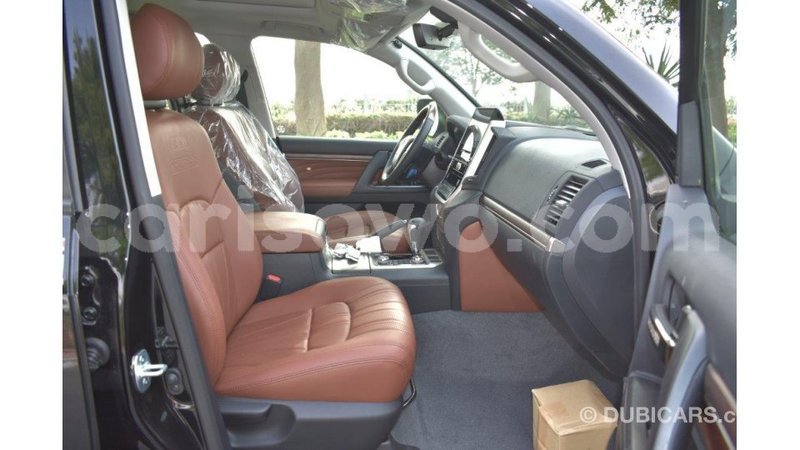 Big with watermark toyota land cruiser benin import dubai 6771