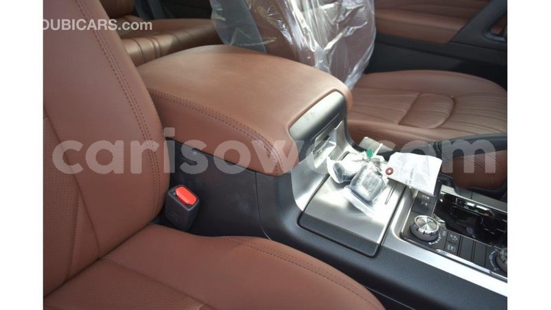 Big with watermark toyota land cruiser benin import dubai 6771