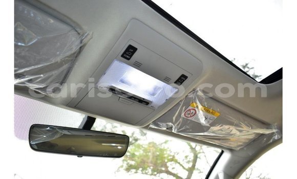 Acheter Import Voiture Toyota Land Cruiser Noir à Import - Dubai, Benin Acheter Import Voiture Toyota Land Cruiser Noir à Import - Dubai, Benin