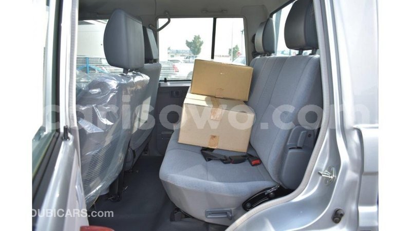 Big with watermark toyota land cruiser benin import dubai 6772
