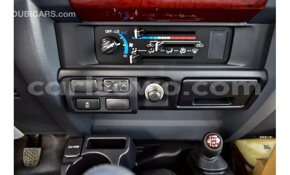 Acheter Import Voiture Toyota Land Cruiser Autre à Import - Dubai, Benin Acheter Import Voiture Toyota Land Cruiser Autre à Import - Dubai, Benin