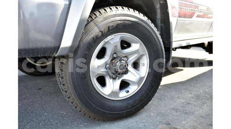 Big with watermark toyota land cruiser benin import dubai 6772