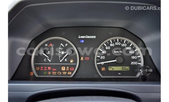 Acheter Import Voiture Toyota Land Cruiser Autre à Import - Dubai, Benin Acheter Import Voiture Toyota Land Cruiser Autre à Import - Dubai, Benin