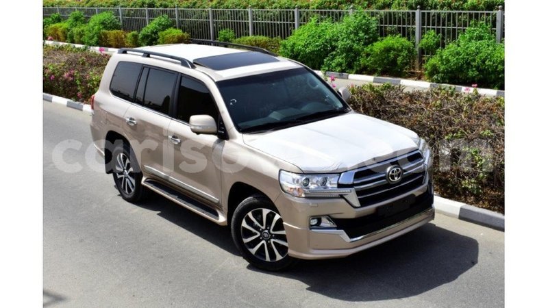 Big with watermark toyota land cruiser benin import dubai 6774