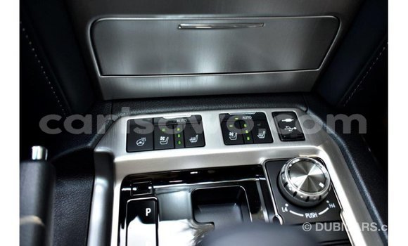Acheter Import Voiture Toyota Land Cruiser Autre à Import - Dubai, Benin Acheter Import Voiture Toyota Land Cruiser Autre à Import - Dubai, Benin